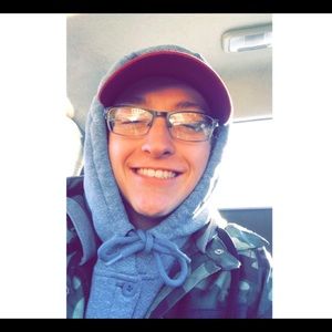 Meet your Posher, Zach